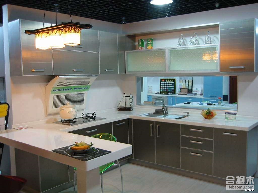 延吉水晶家园小区_现代半开放式厨房装修设计效果图 – 设计本装修效果图
