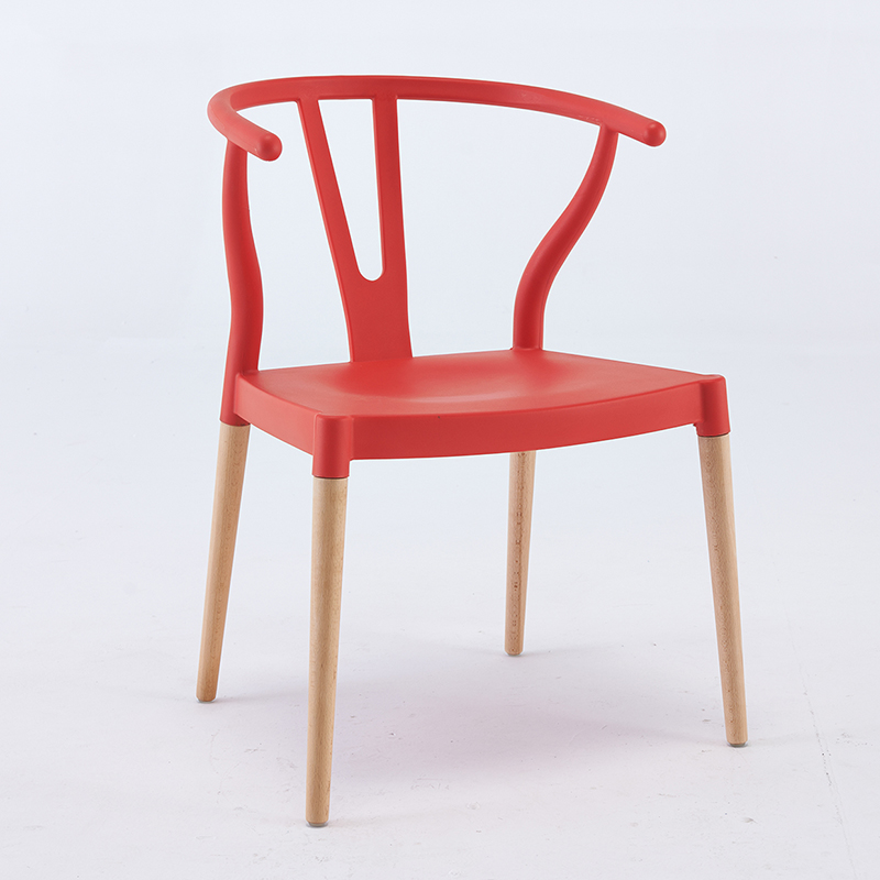 红色(椅子)